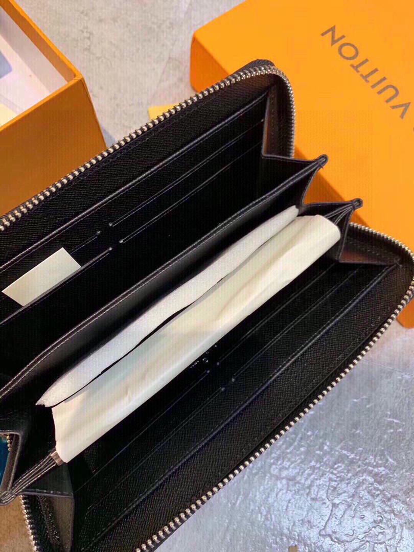 Vv purse & pouch sets