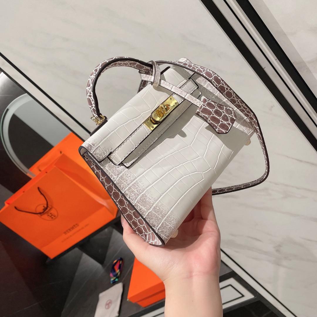 H BAG
