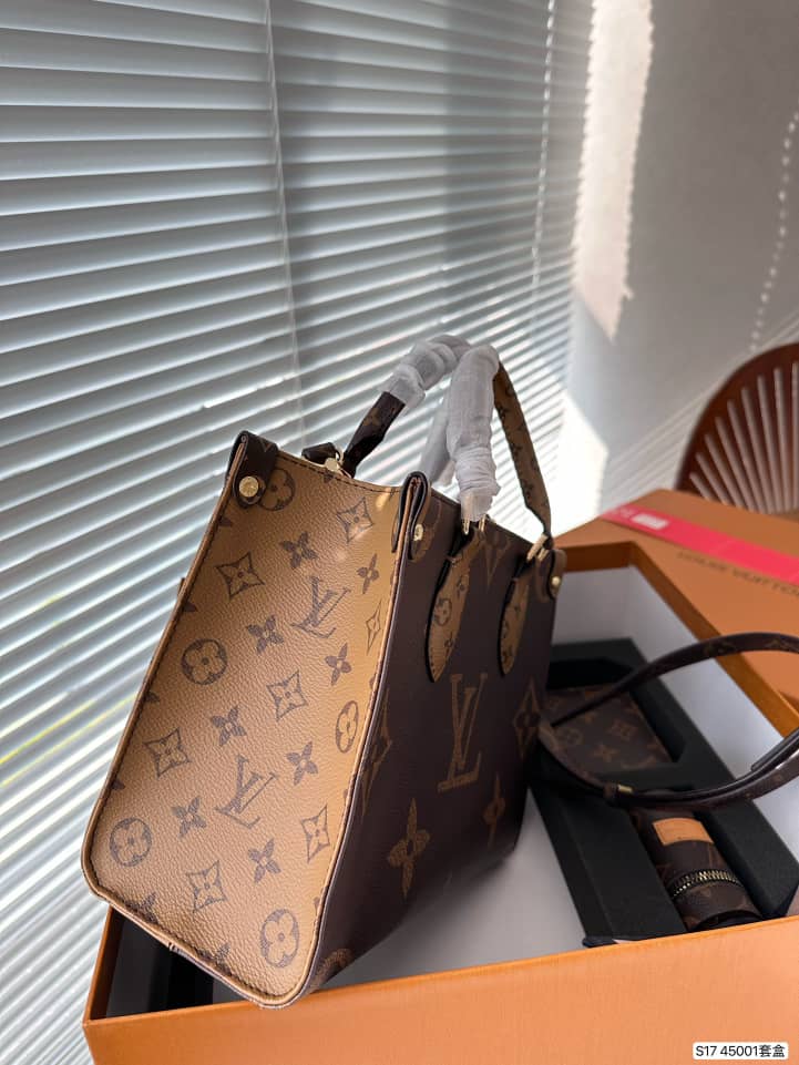 2 tone Vv bag