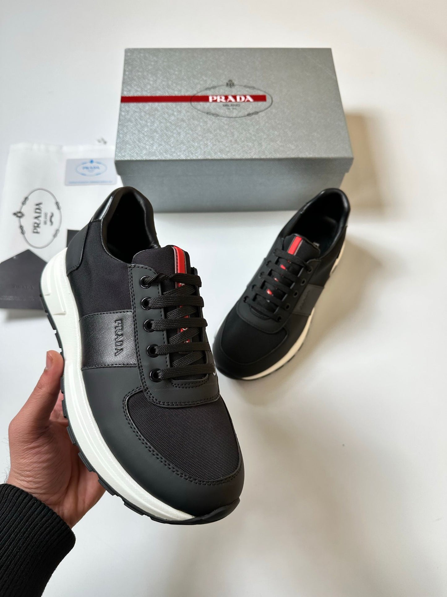 Pradasneakers