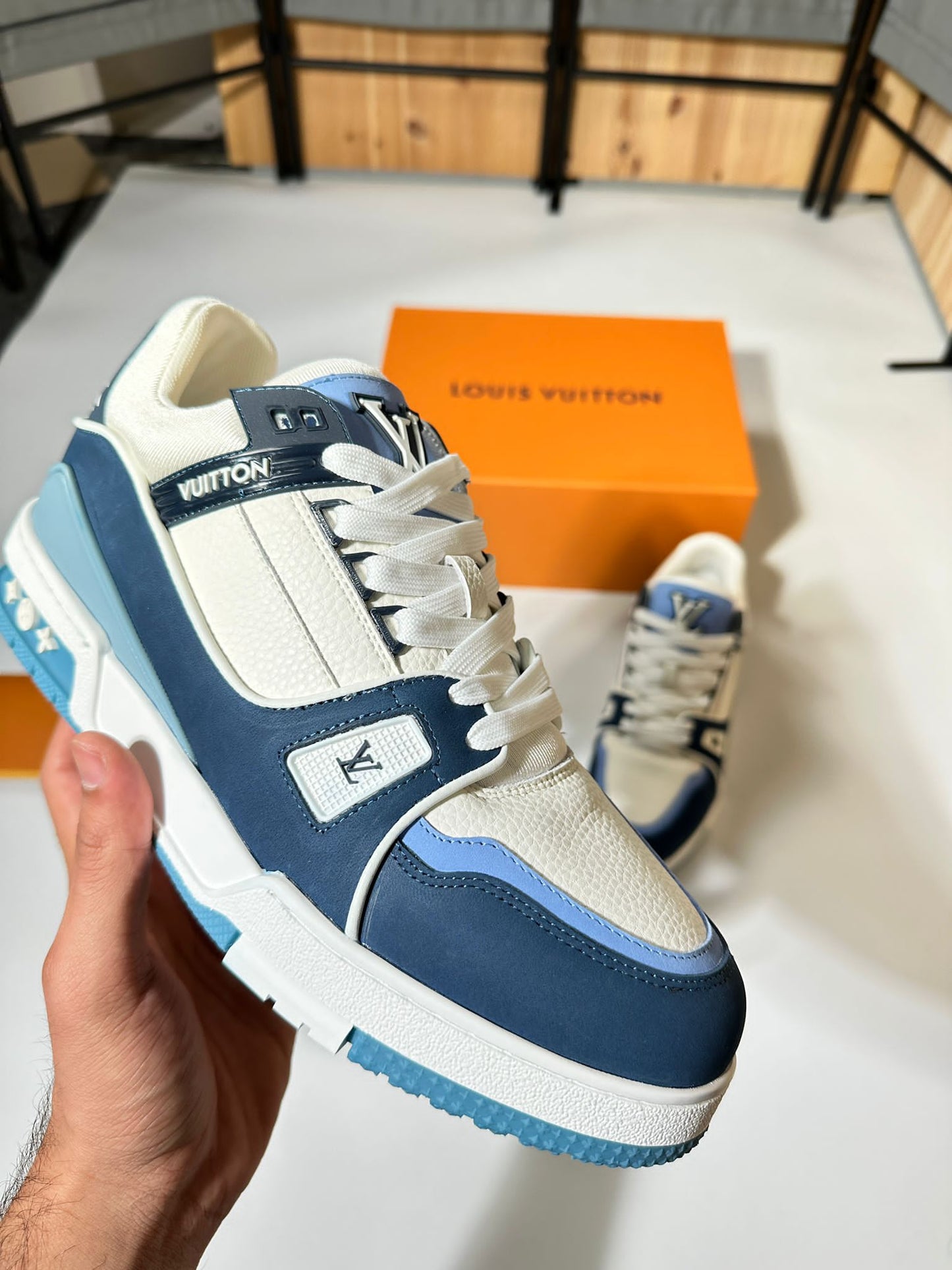 Lvsneakers
