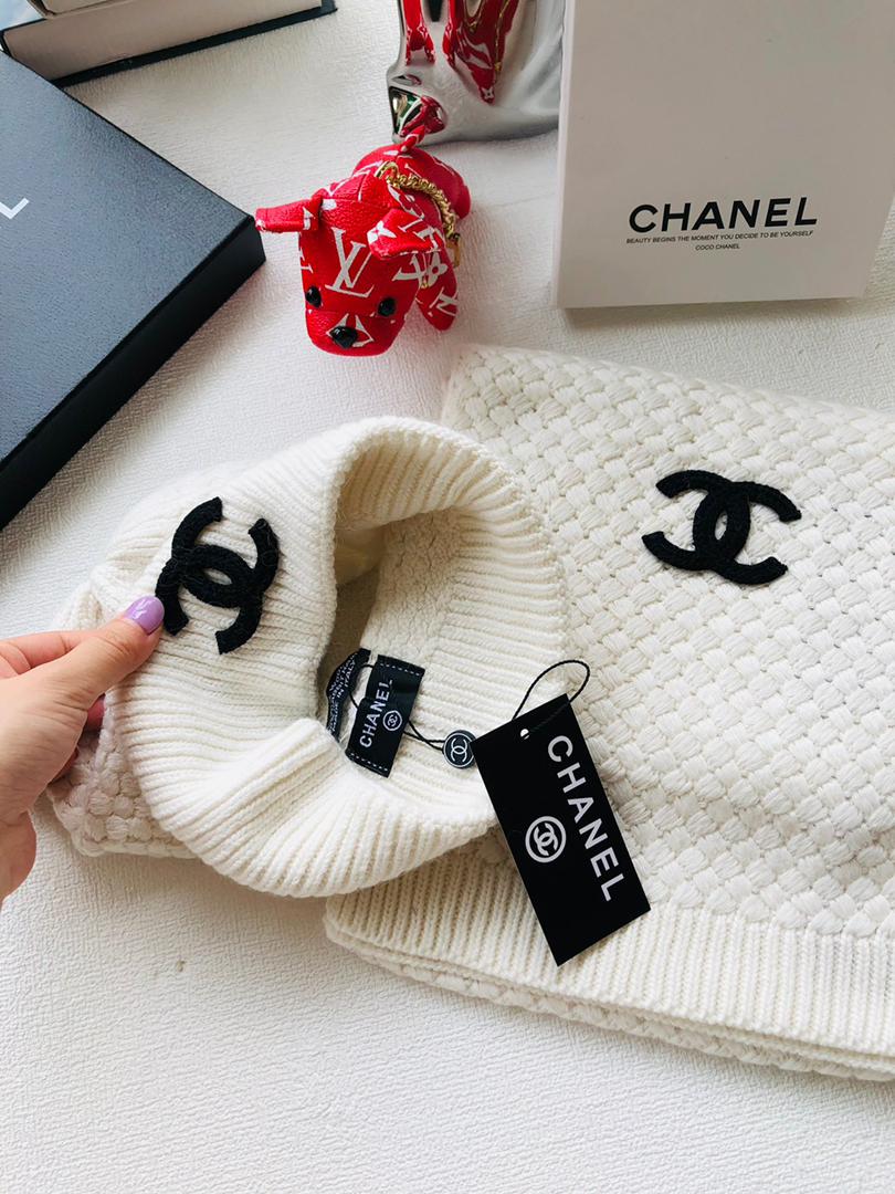 Cc hat & scarf sets