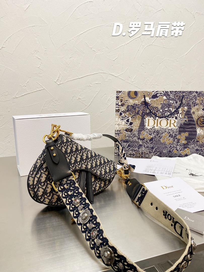 D saddle bag