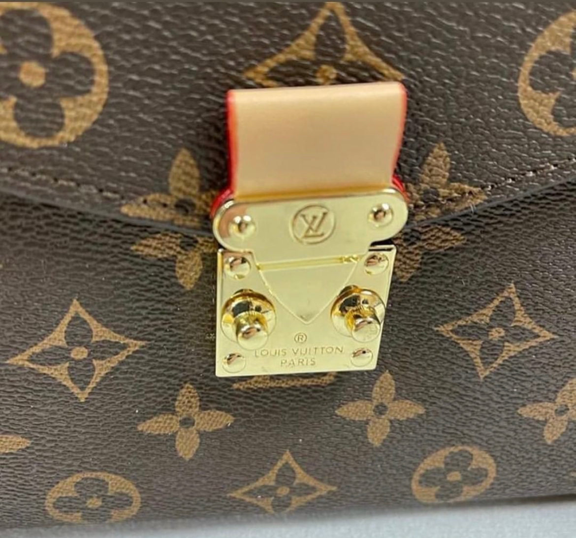 VV BAG