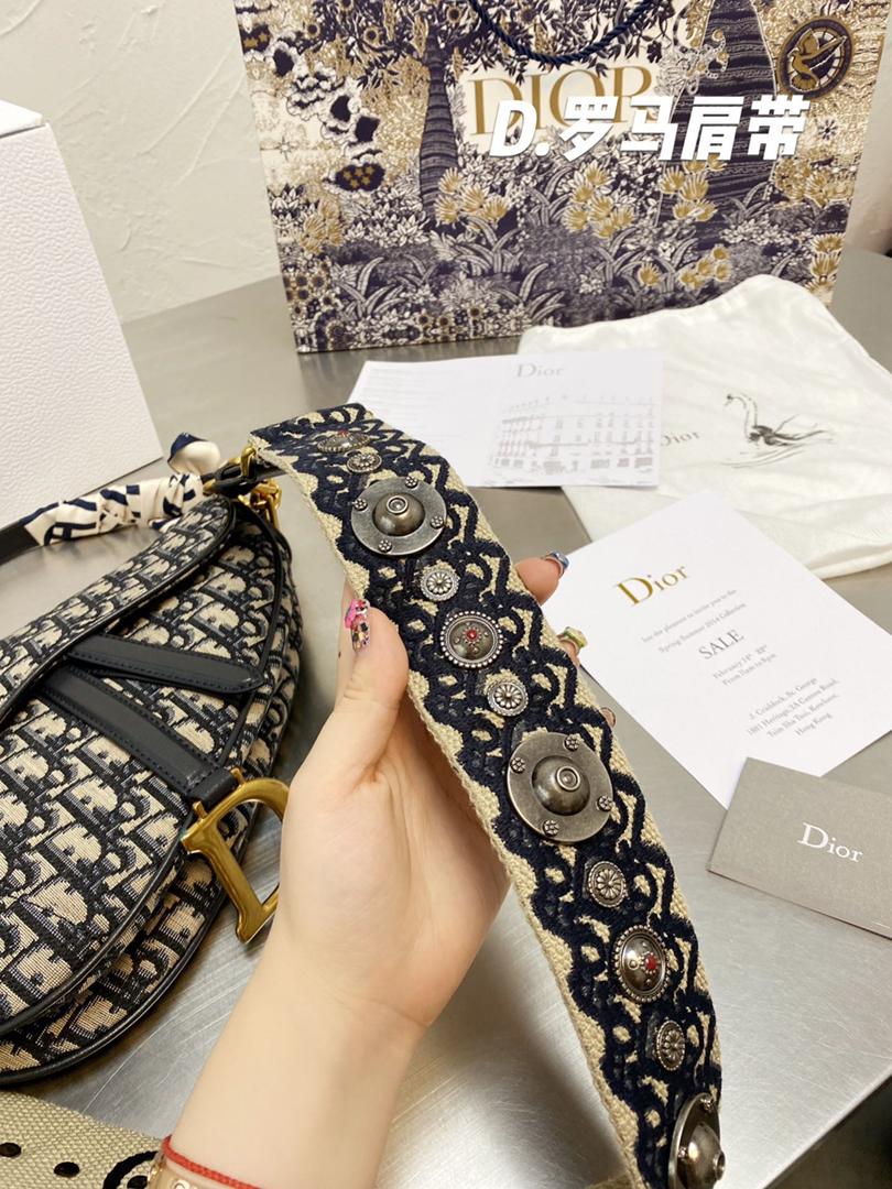 D saddle bag