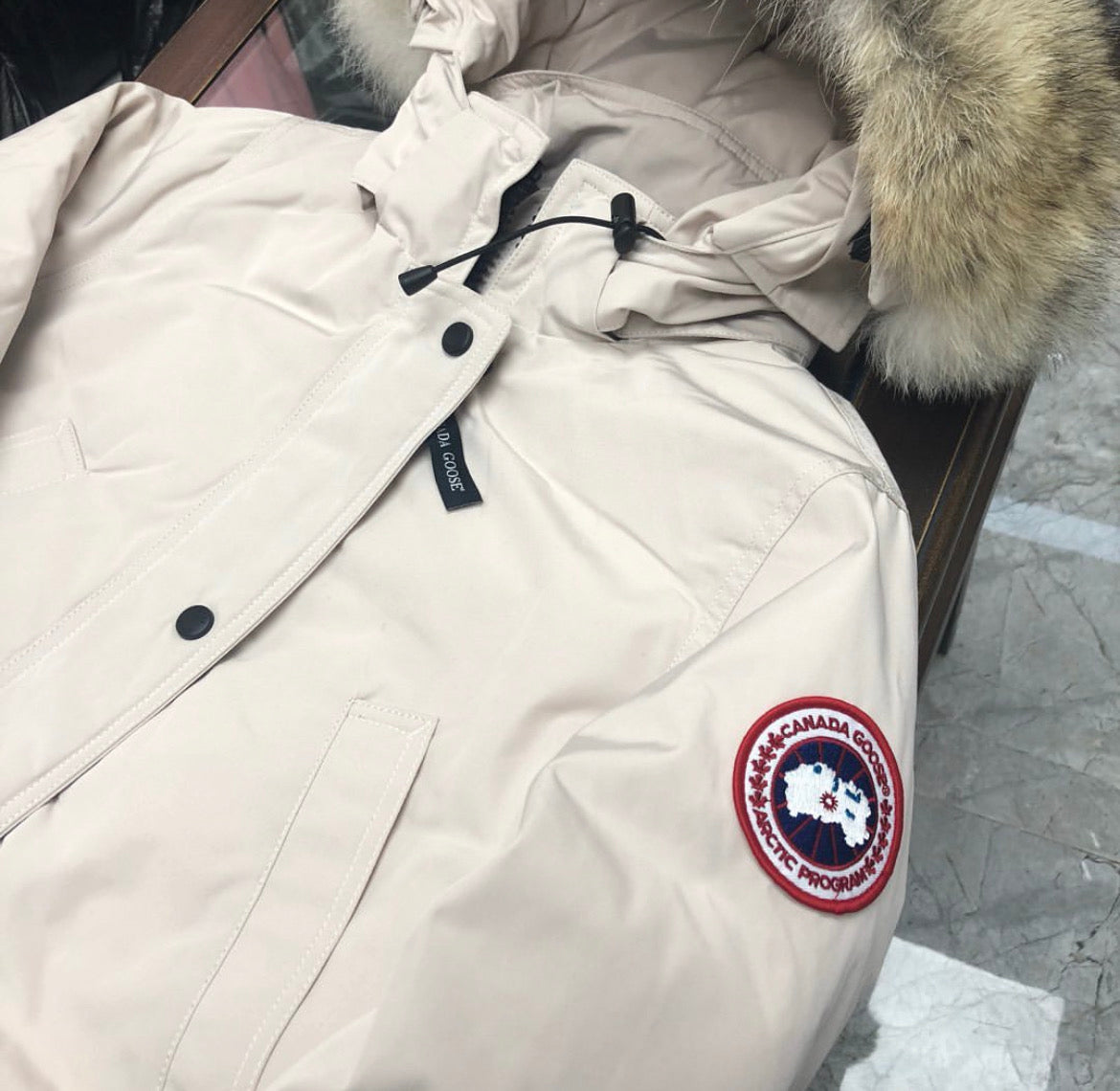 CG parka white