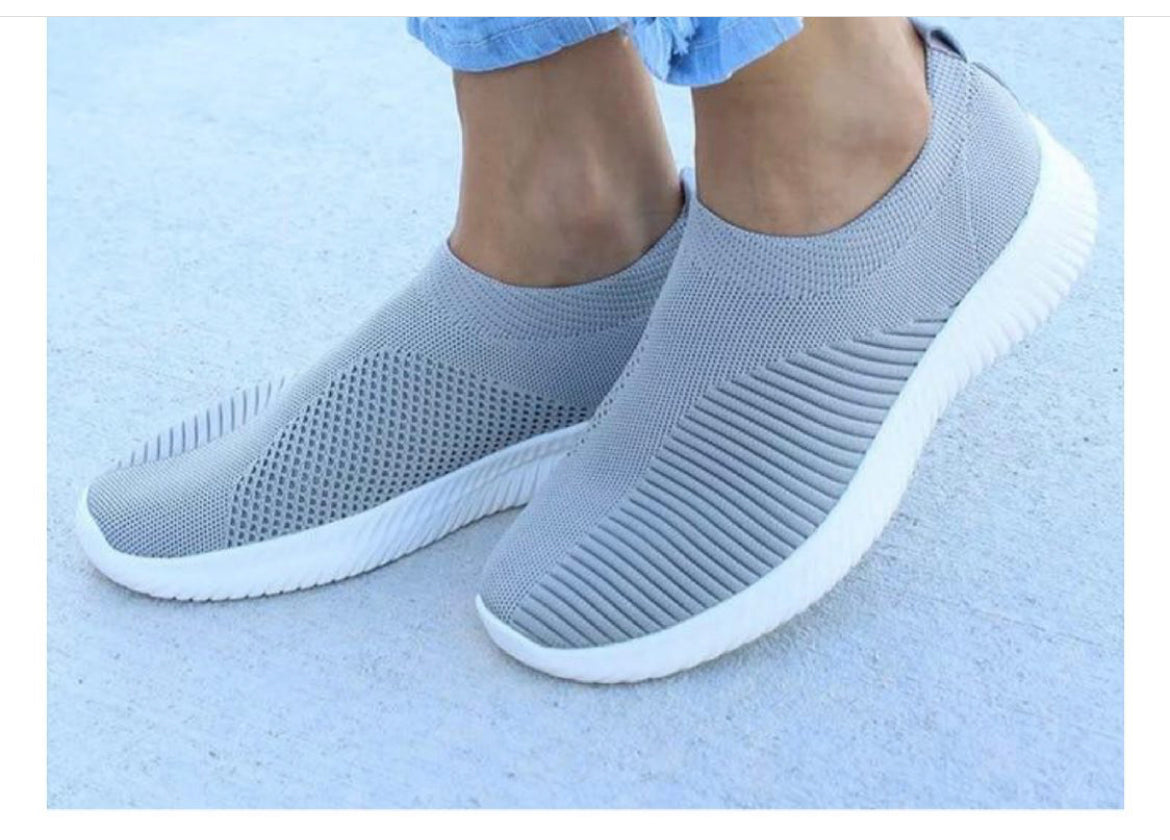Knitted sneakers