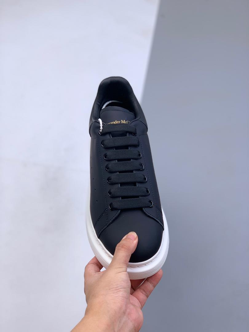 MQ shoes