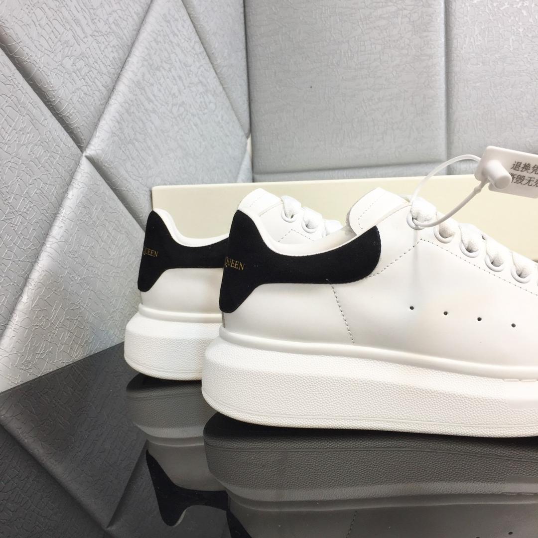 MQ shoes