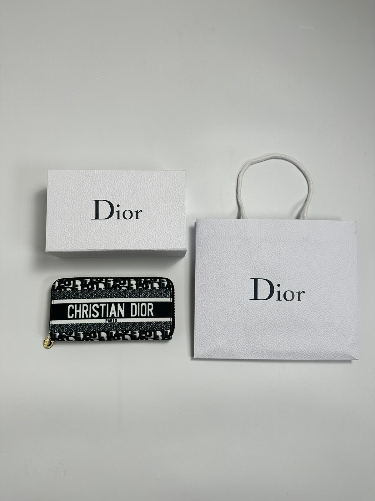 Diora purse