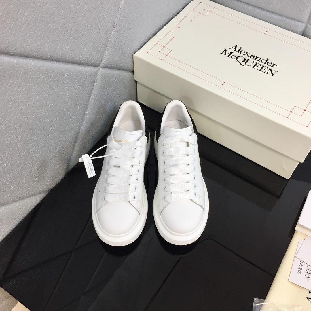 MQ shoes