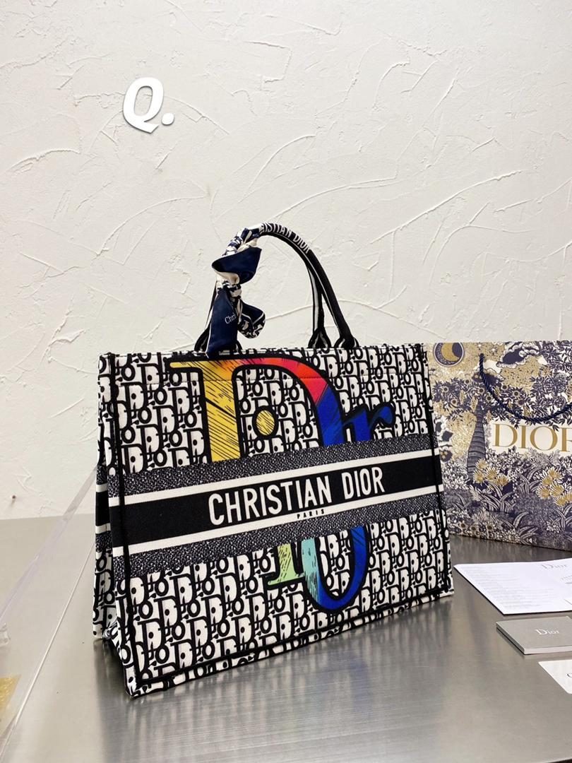 CD shoppers bag