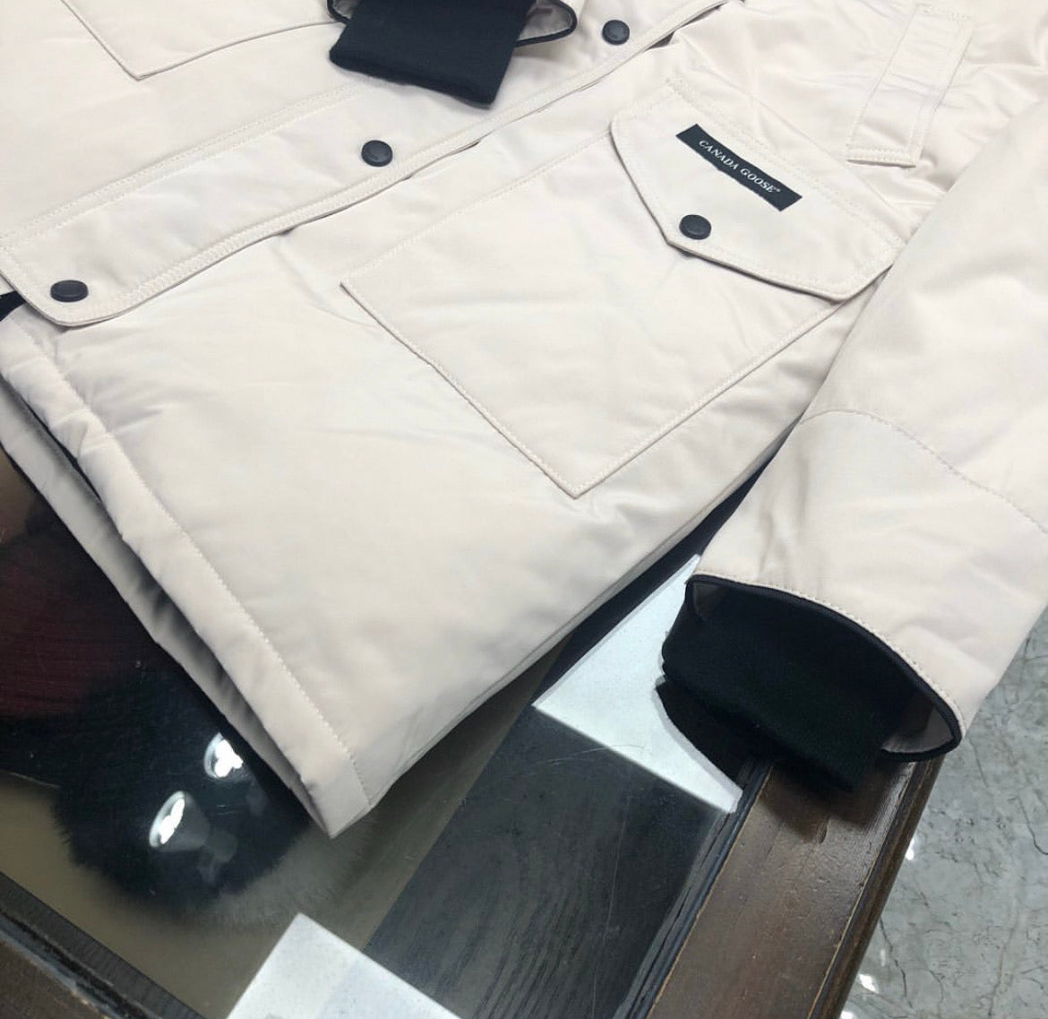 CG parka white