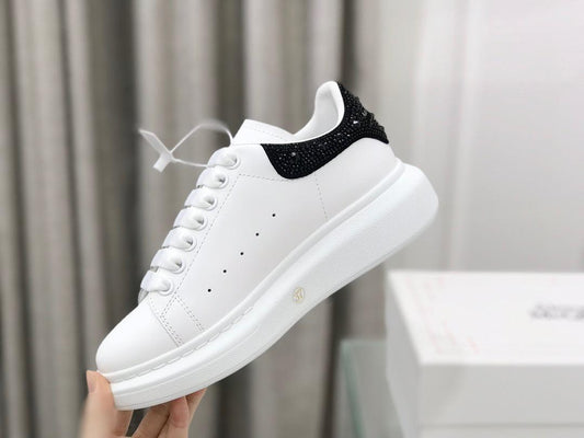 MQ sparkle shoes