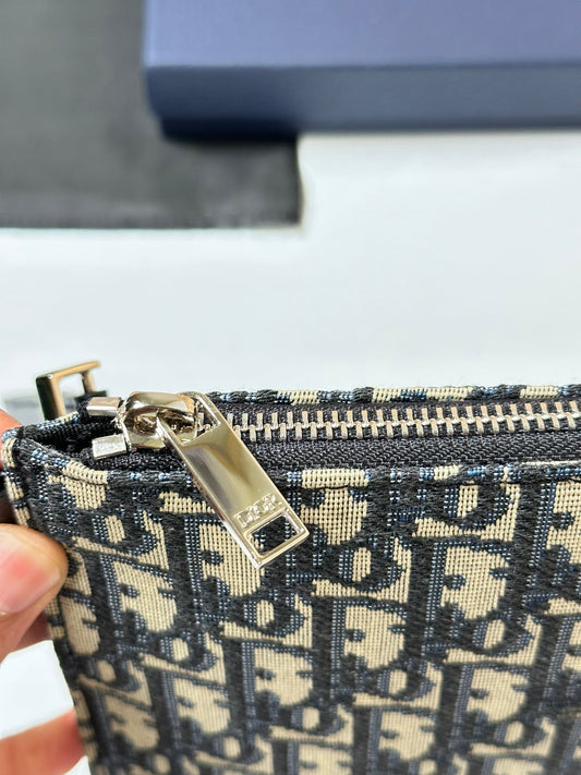 Diora purse
