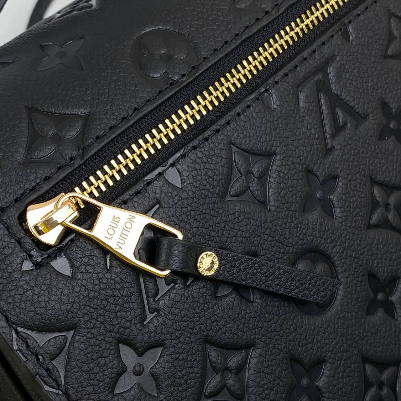 VV BAG
