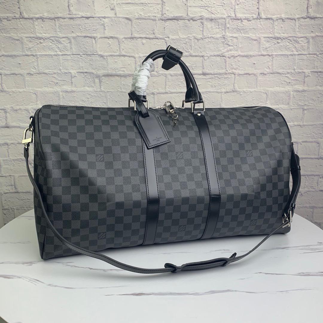 traveling bag