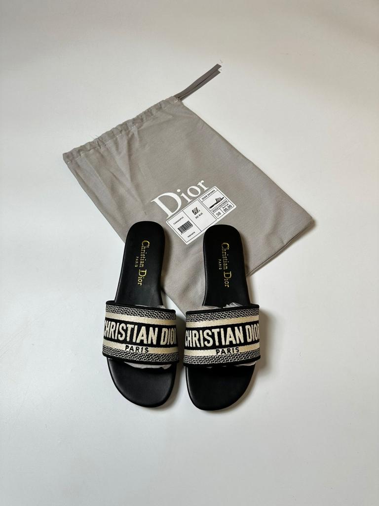Diora sliders