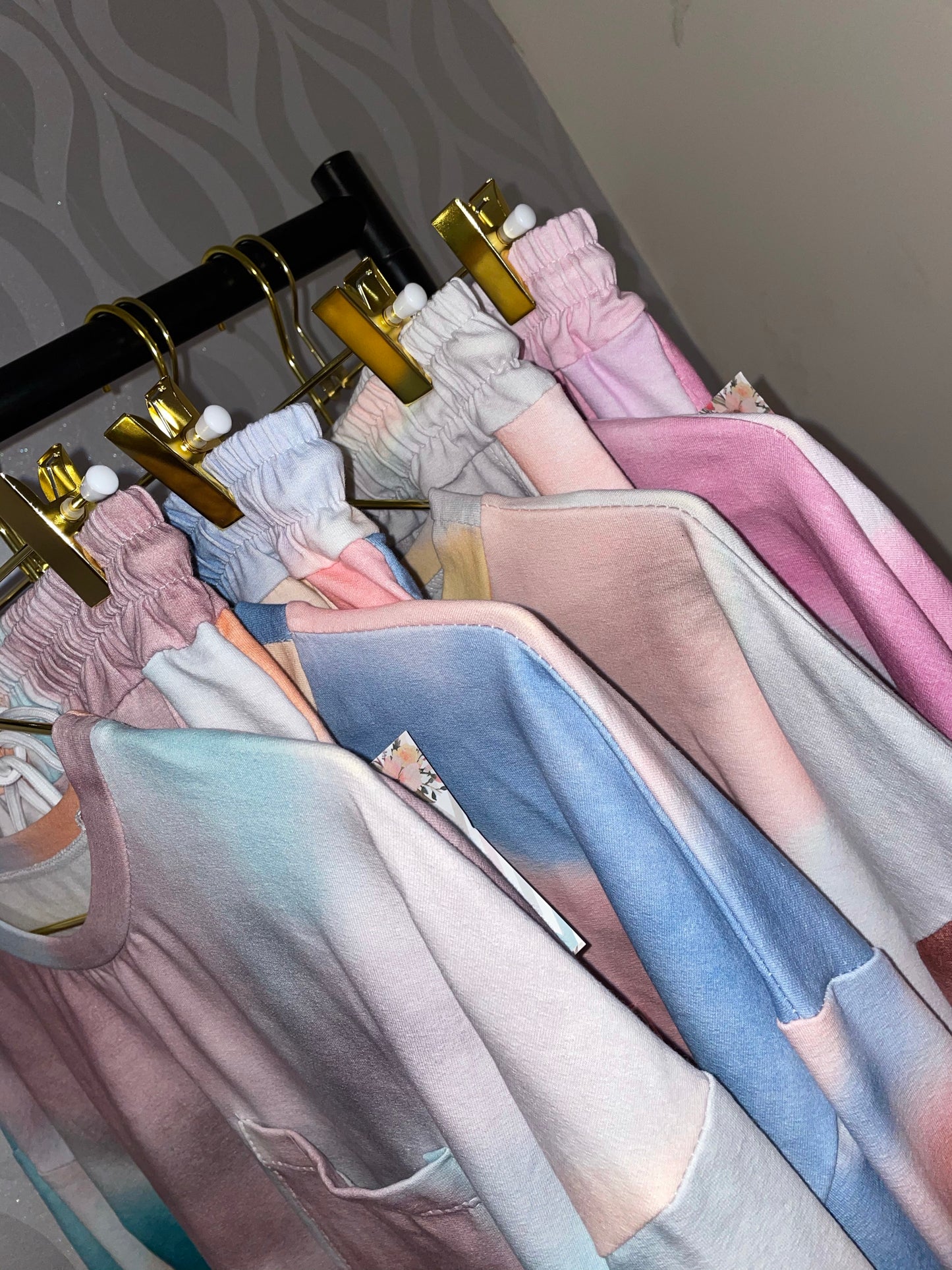 ARIYA loungewear - Layna’s Boutique   clothing boutique loungewear, tracksuits, dresses