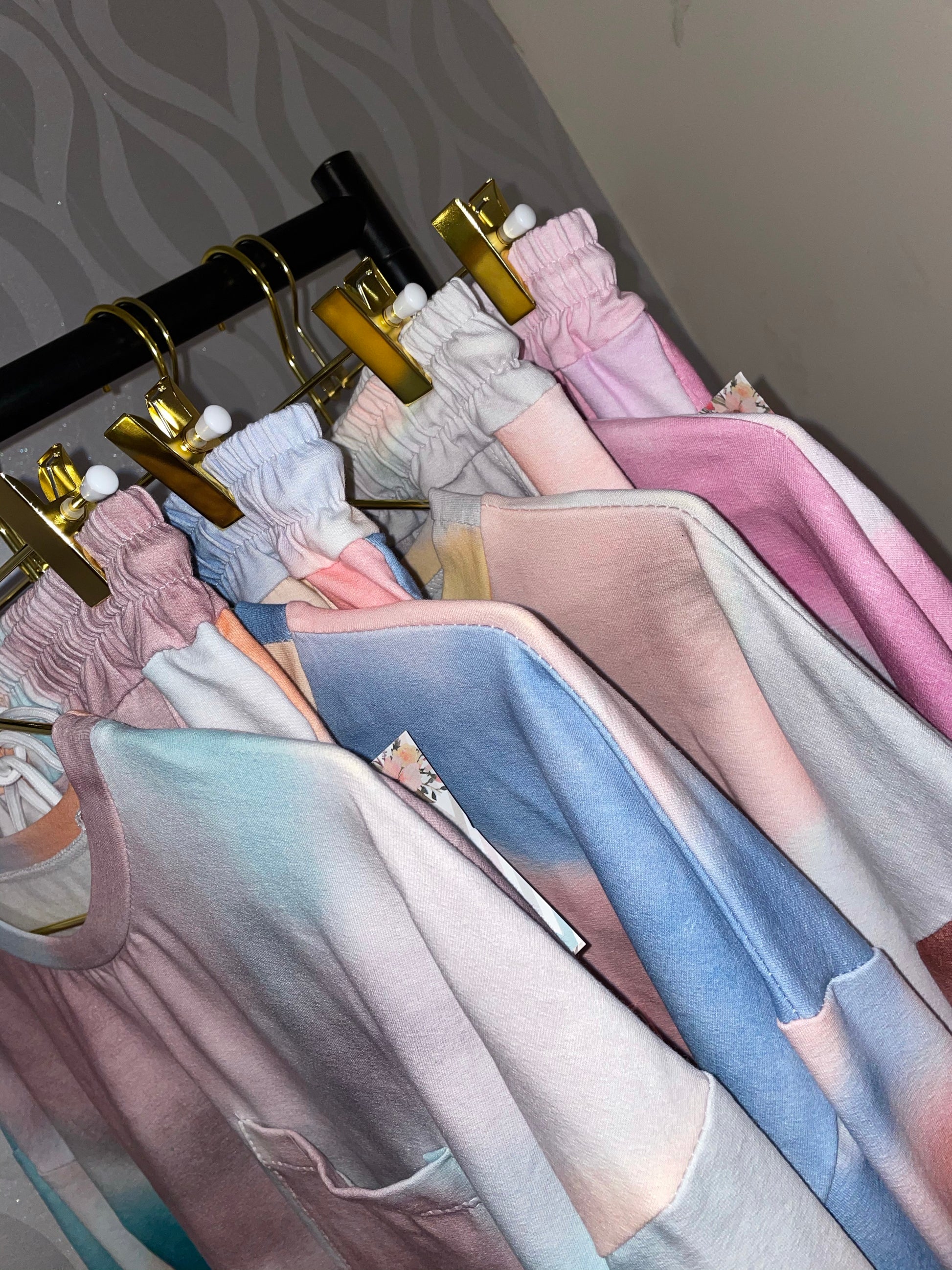 ARIYA loungewear - Layna’s Boutique   clothing boutique loungewear, tracksuits, dresses