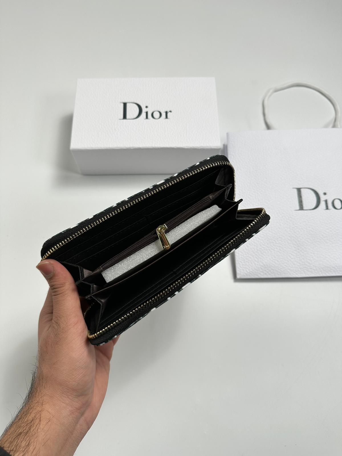 Diora purse