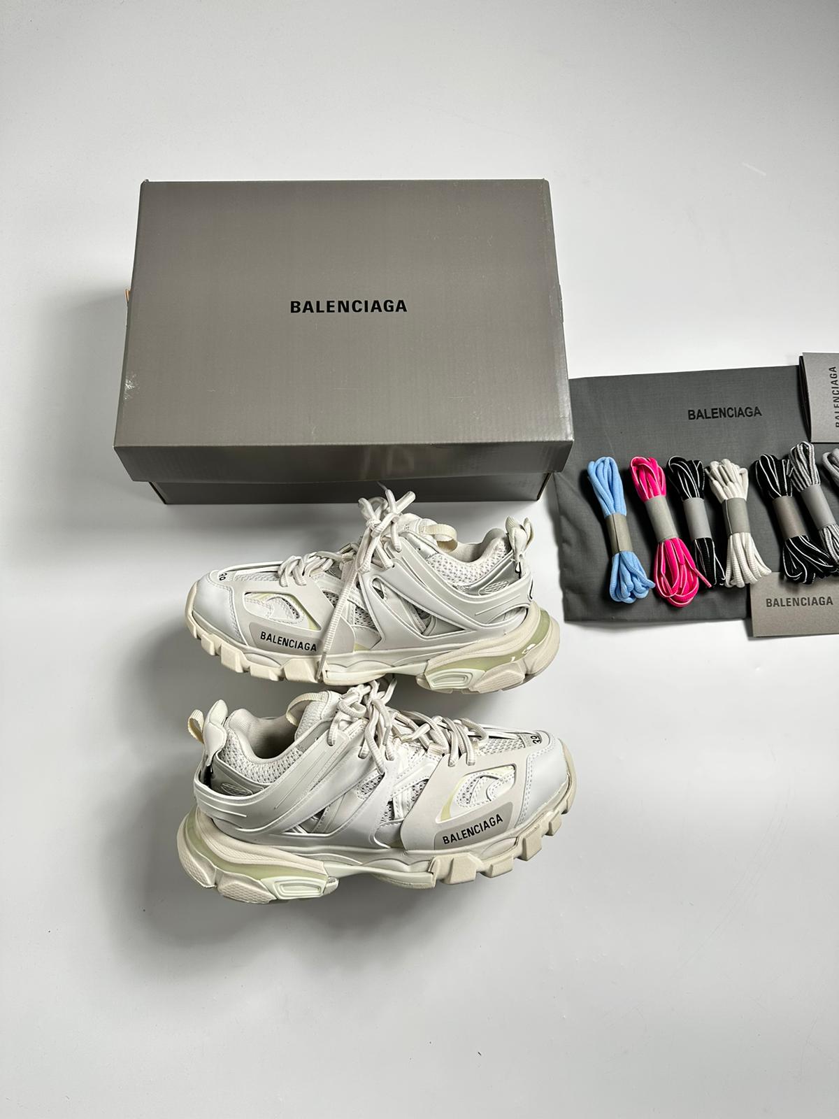 B TRACK