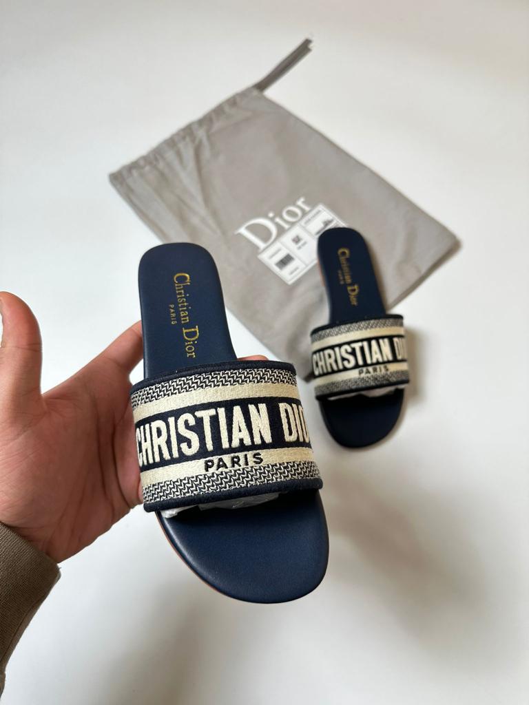 Diora sliders