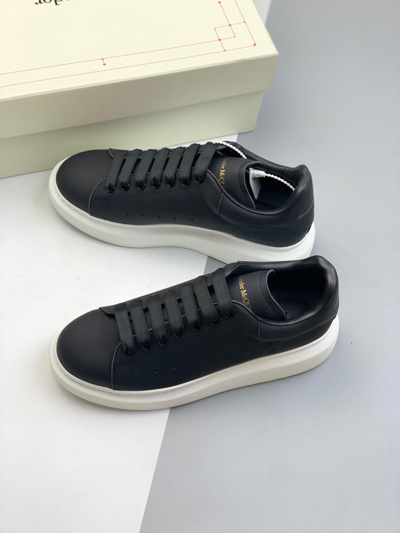 MQ shoes