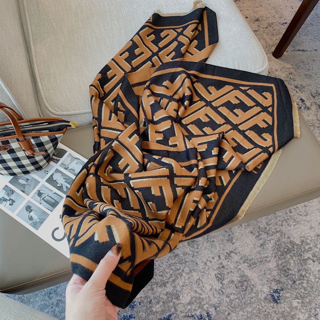 FF scarf